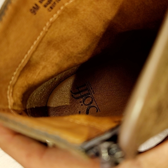 Sofft Leather Ankle Bootie With Side Zip Size 9 - Picture 8 of 14